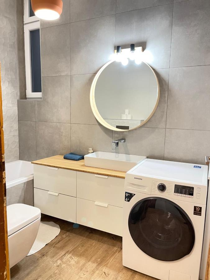 Dream Design Apartment - 3 Bedrooms & Finn Sauna Budapeste Exterior foto