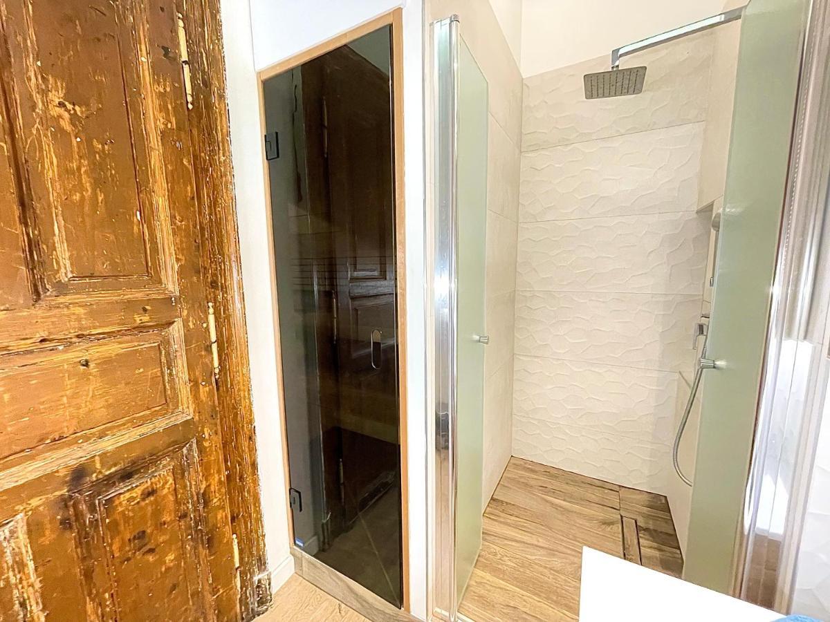 Dream Design Apartment - 3 Bedrooms & Finn Sauna Budapeste Exterior foto