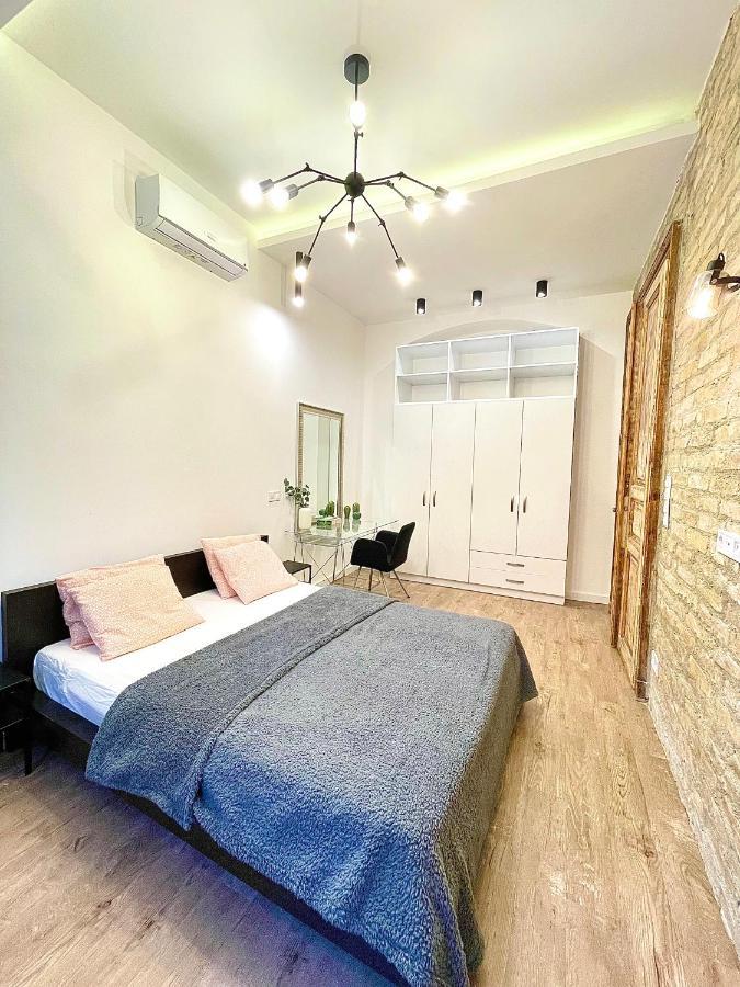 Dream Design Apartment - 3 Bedrooms & Finn Sauna Budapeste Exterior foto