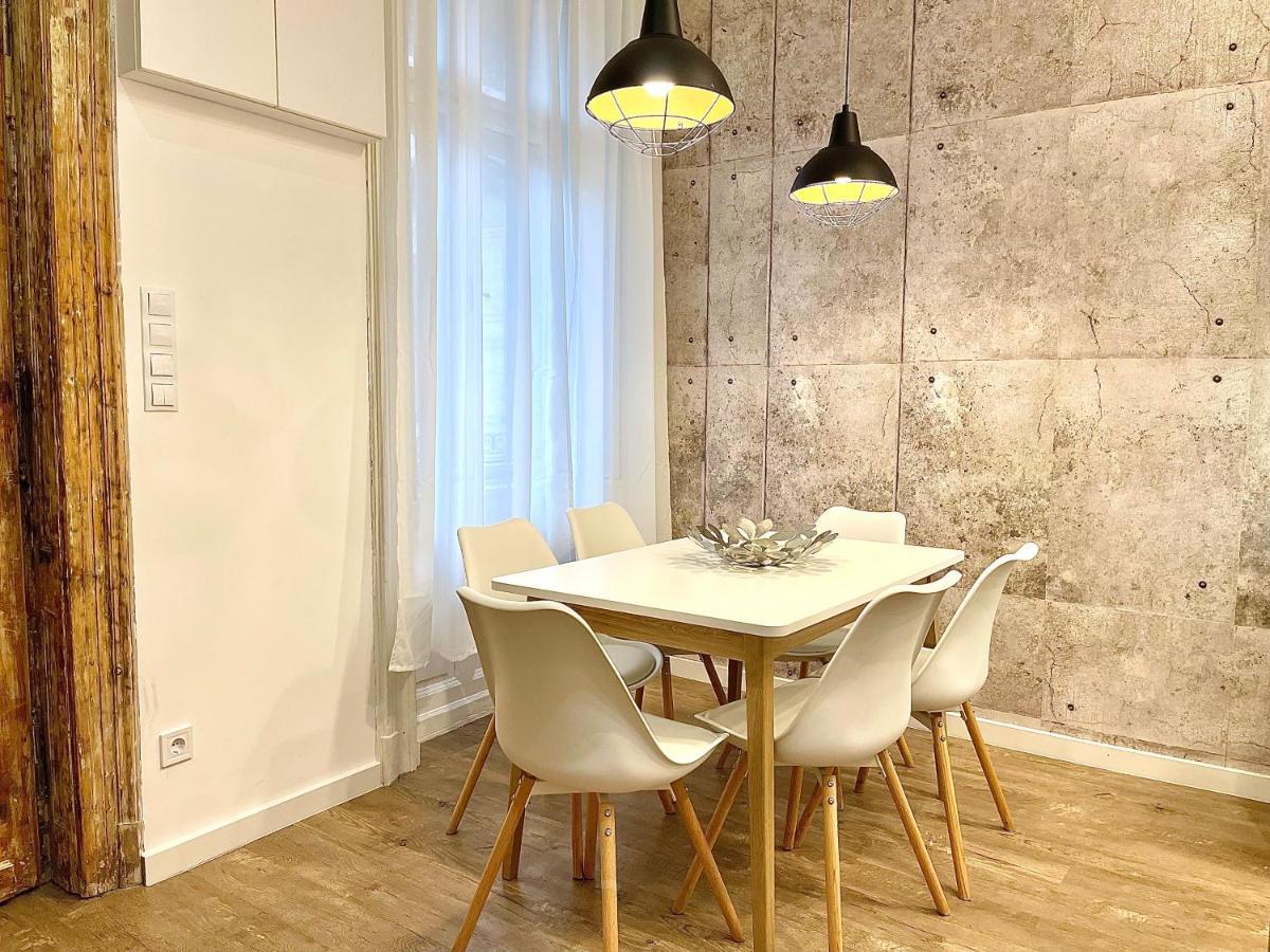 Dream Design Apartment - 3 Bedrooms & Finn Sauna Budapeste Exterior foto